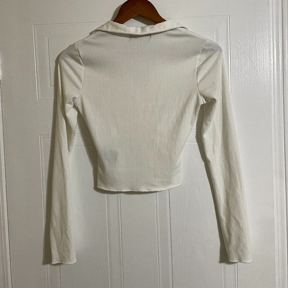 Urban Outfitters Ruched Long Sleeve Twist White Shirt - Picture 3 of 4